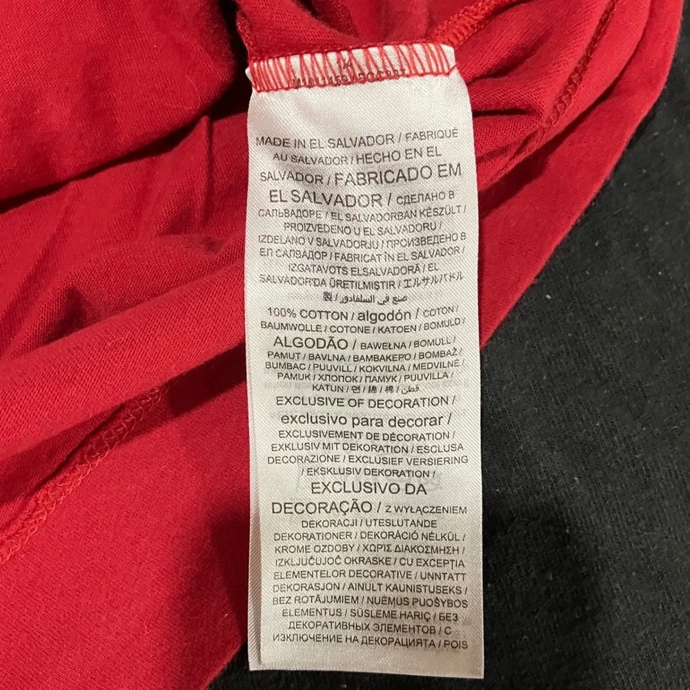 Nike NFL Tampa Bay Buccaneers T-Shirt Women M Red Cropped Ringer Graphic Tee